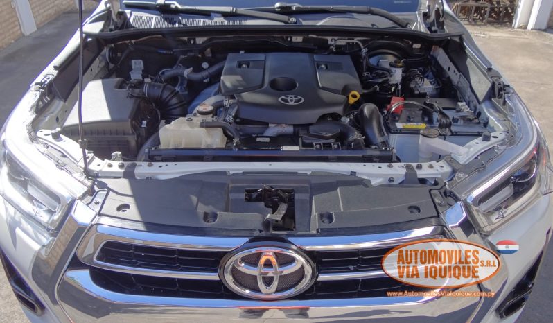 
								TOYOTA HILUX AÑO 2022 full									