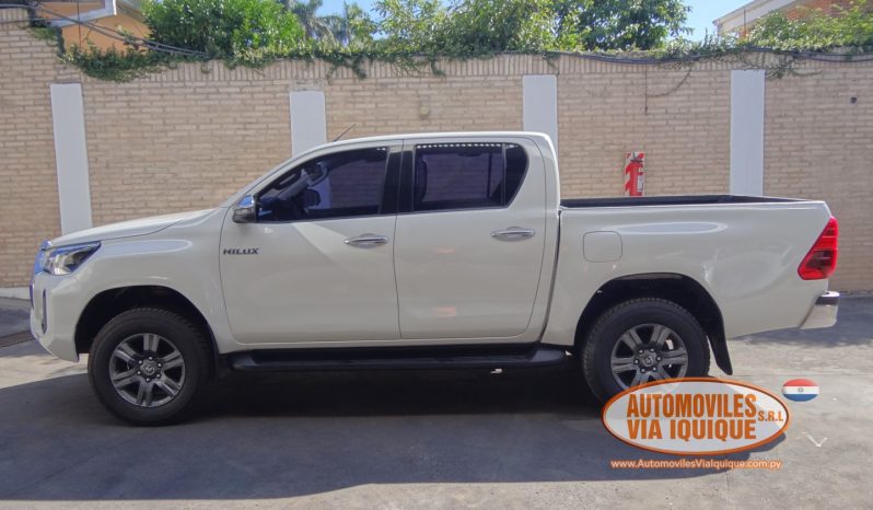 
								TOYOTA HILUX AÑO 2022 full									