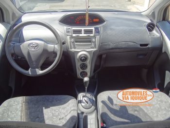TOYOTA NEW VITZ AÑO 2010