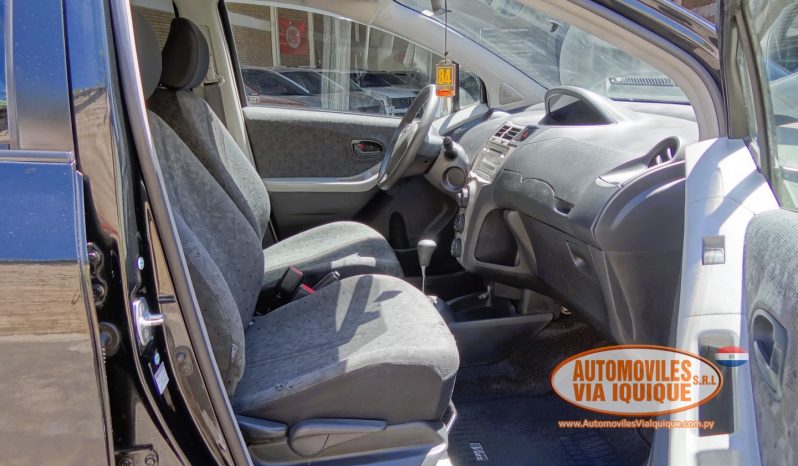 
								TOYOTA NEW VITZ AÑO 2010 full									