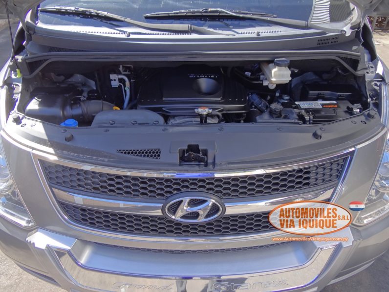 
								HYUNDAI STAREX AÑO 2016 full									