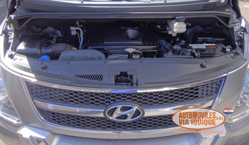 
								HYUNDAI STAREX AÑO 2016 full									