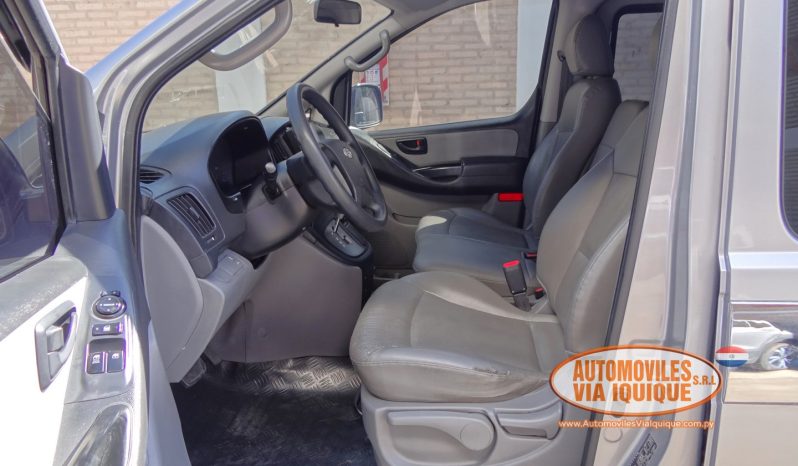 
								HYUNDAI STAREX AÑO 2016 full									