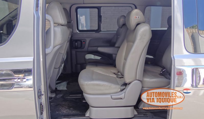 
								HYUNDAI STAREX AÑO 2016 full									
