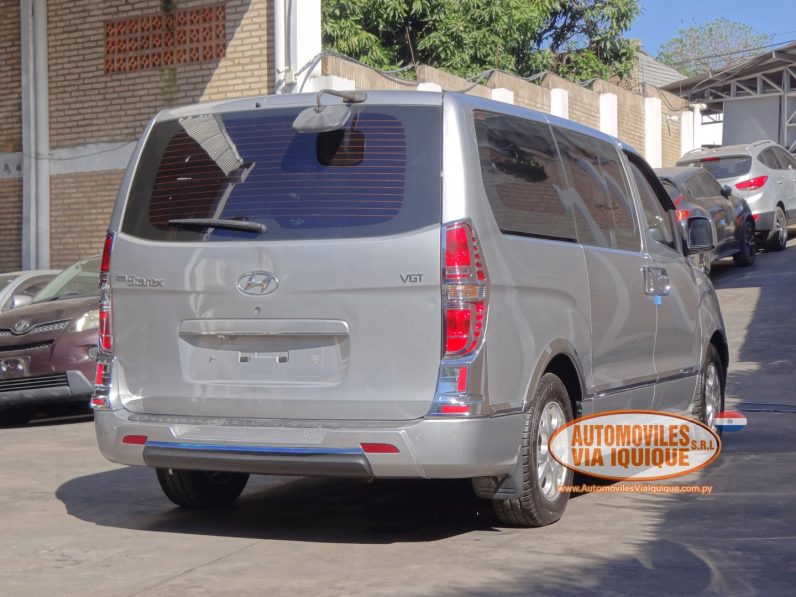 
								HYUNDAI STAREX AÑO 2016 full									