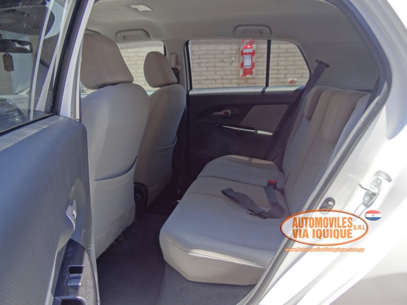 
								TOYOTA NEW IST AÑO 2007 full									