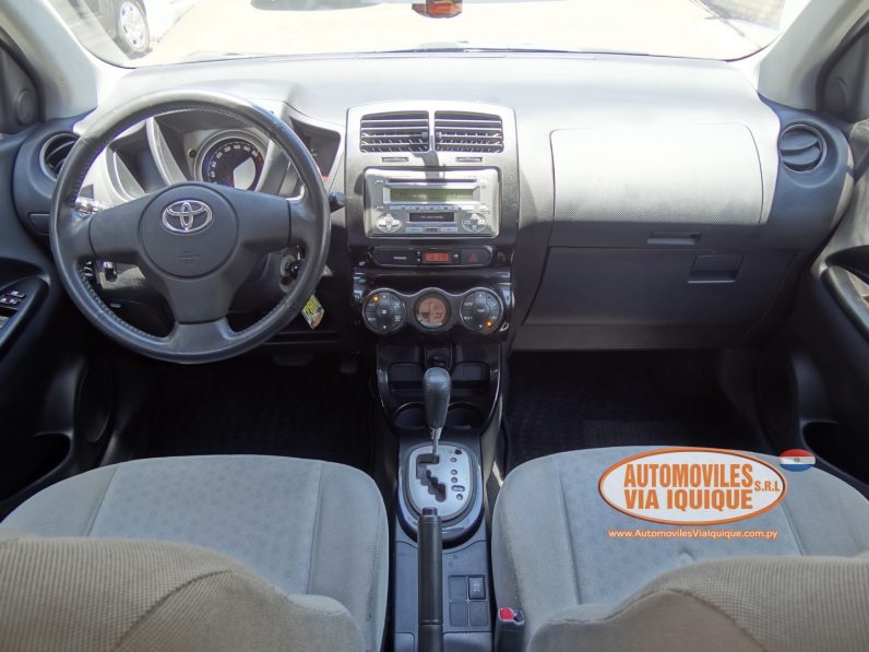 
								TOYOTA NEW IST AÑO 2007 full									