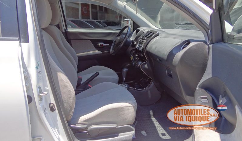 
								TOYOTA NEW IST AÑO 2007 full									