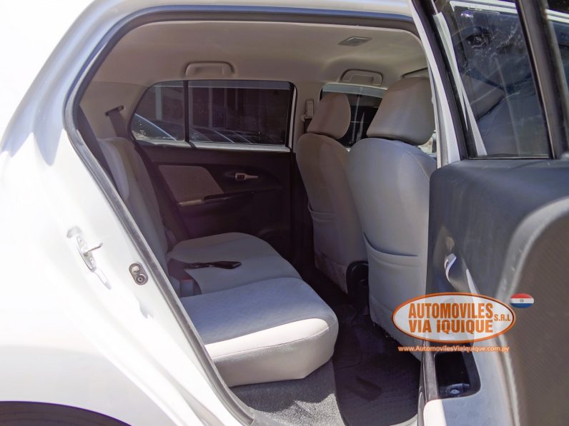 
								TOYOTA NEW IST AÑO 2007 full									