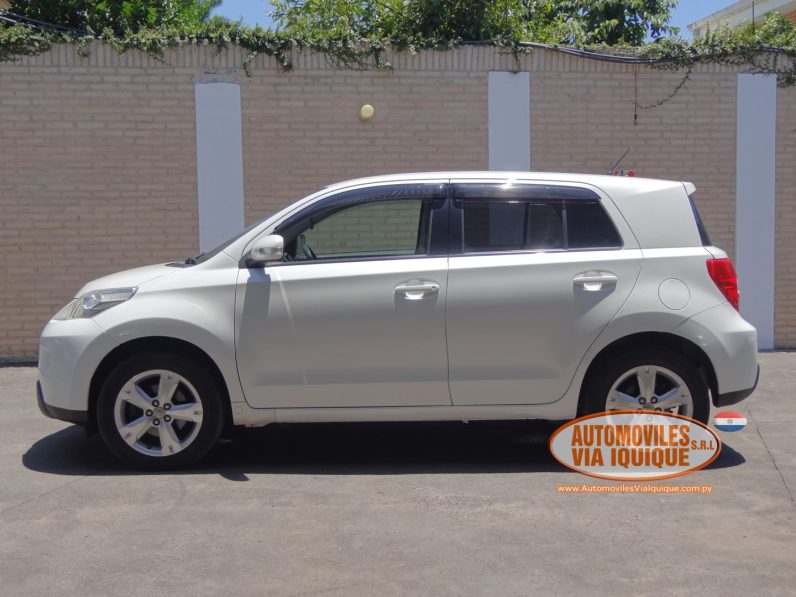 
								TOYOTA NEW IST AÑO 2007 full									