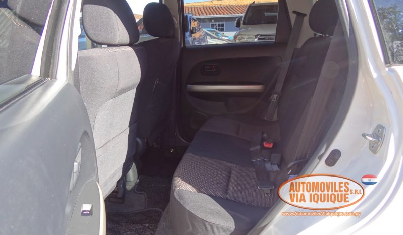 
								TOYOTA IST AÑO 2004 full									