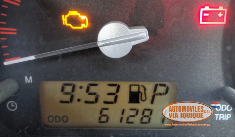 
								TOYOTA IST AÑO 2004 full									