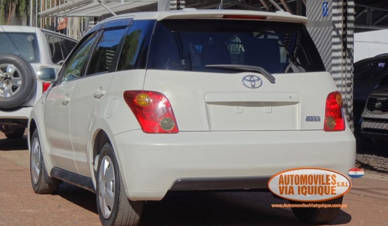 
								TOYOTA IST AÑO 2004 full									