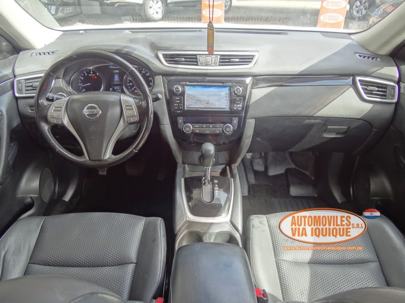 
								NISSAN X-TRAIL AÑO 2015 full									