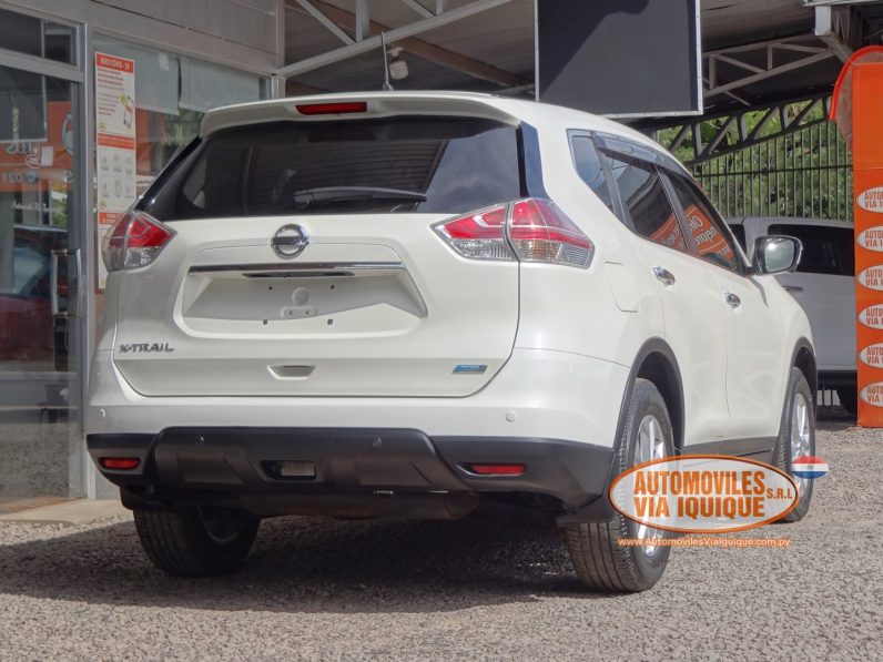 
								NISSAN X-TRAIL AÑO 2015 full									