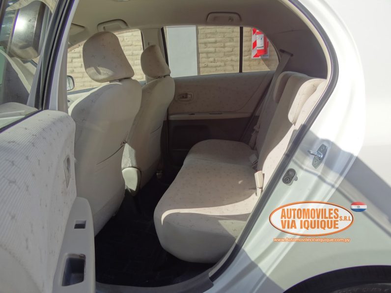 
								TOYOTA NEW VITZ AÑO 2010 full									