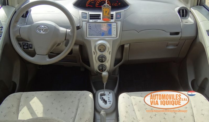 
								TOYOTA NEW VITZ AÑO 2010 full									