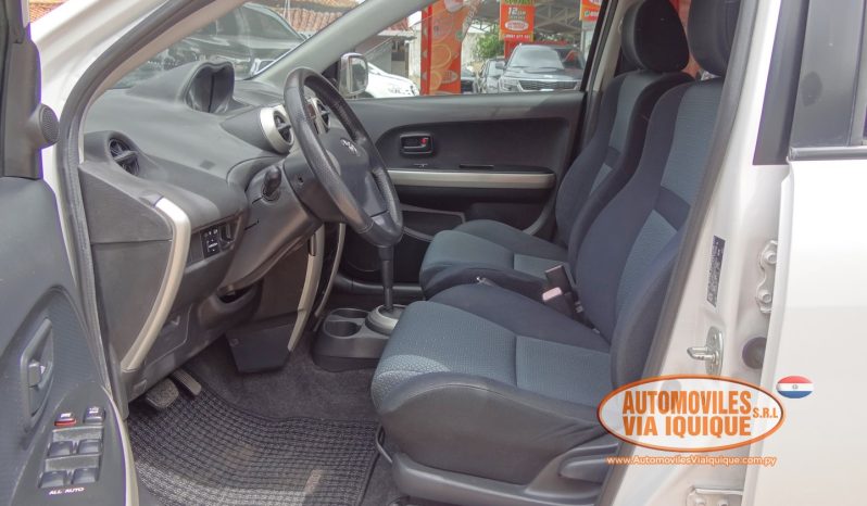 
								TOYOTA IST AÑO 2006 full									