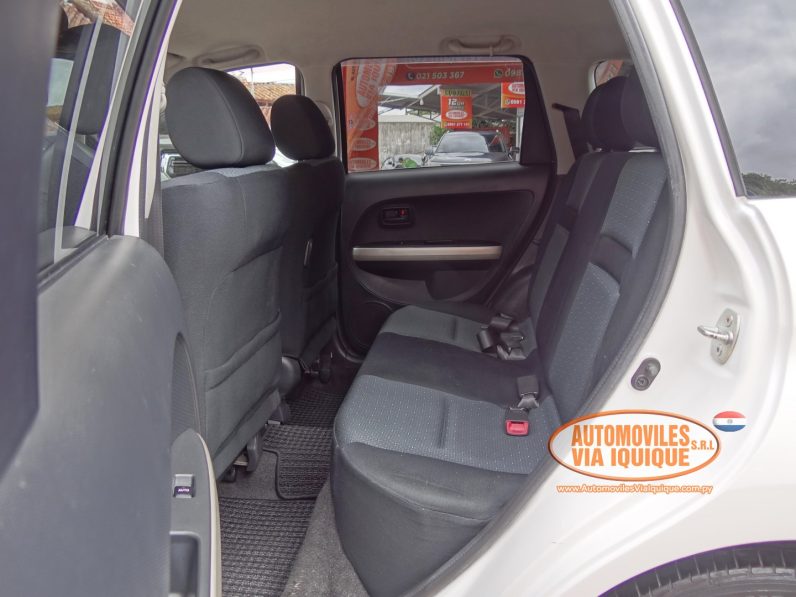 
								TOYOTA IST AÑO 2006 full									