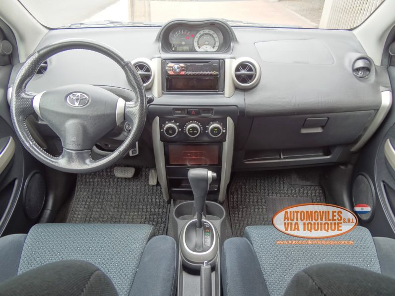 
								TOYOTA IST AÑO 2006 full									