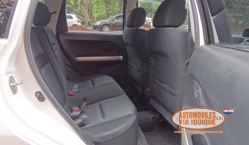 
								TOYOTA IST AÑO 2006 full									