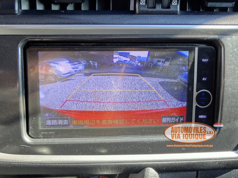 
								TOYOTA NEW AURIS AÑO 2012 full									