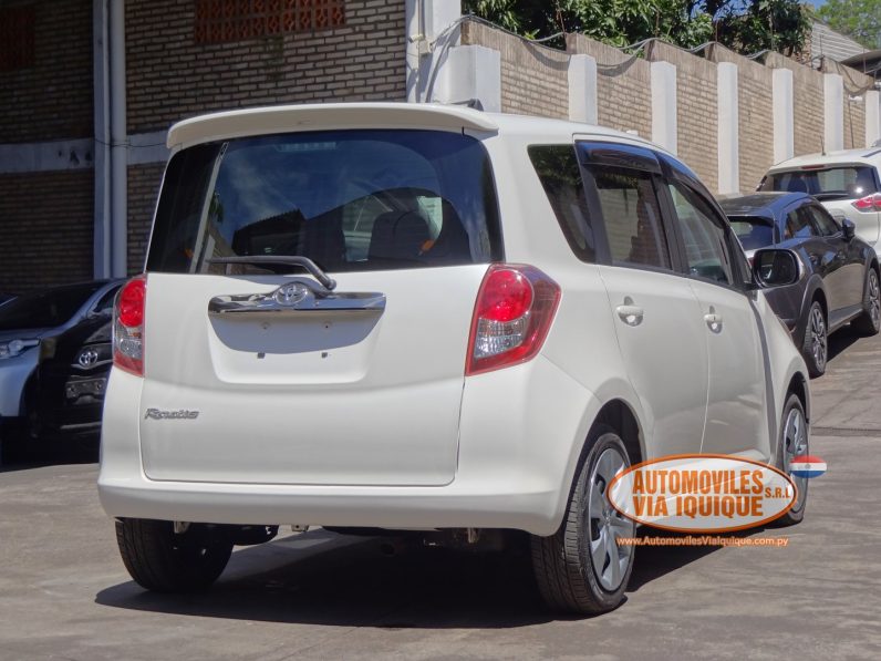 
								TOYOTA RACTIS AÑO 2010 full									