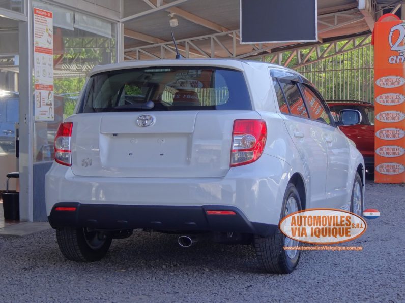 
								TOYOTA NEW IST AÑO 2008 full									