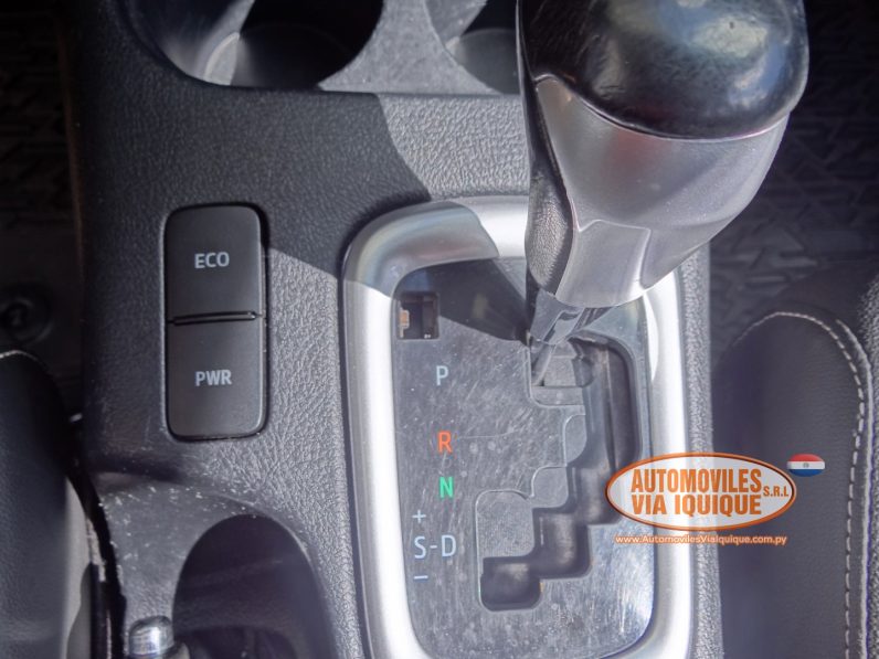 
								TOYOTA HILUX SRV AÑO 2019 full									