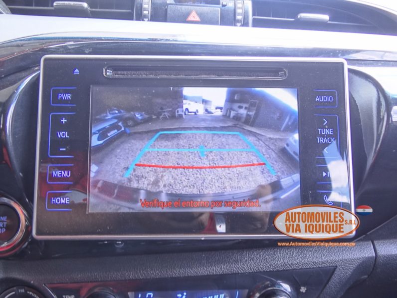 
								TOYOTA HILUX SRV AÑO 2019 full									