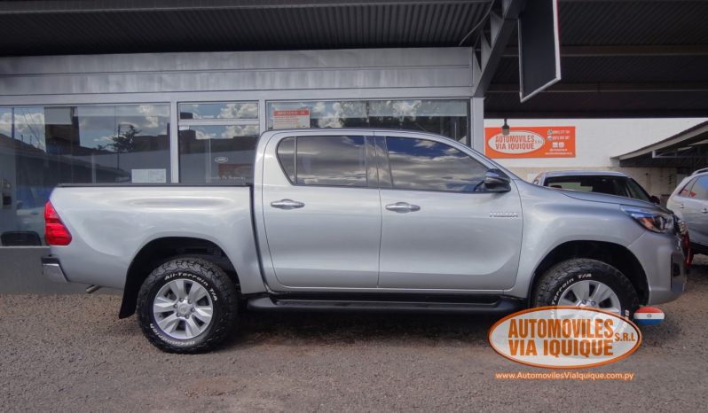 
								TOYOTA HILUX SRV AÑO 2019 full									