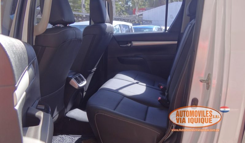 
								TOYOTA HILUX SRV AÑO 2019 full									