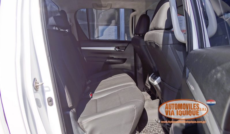
								TOYOTA HILUX SRV AÑO 2019 full									
