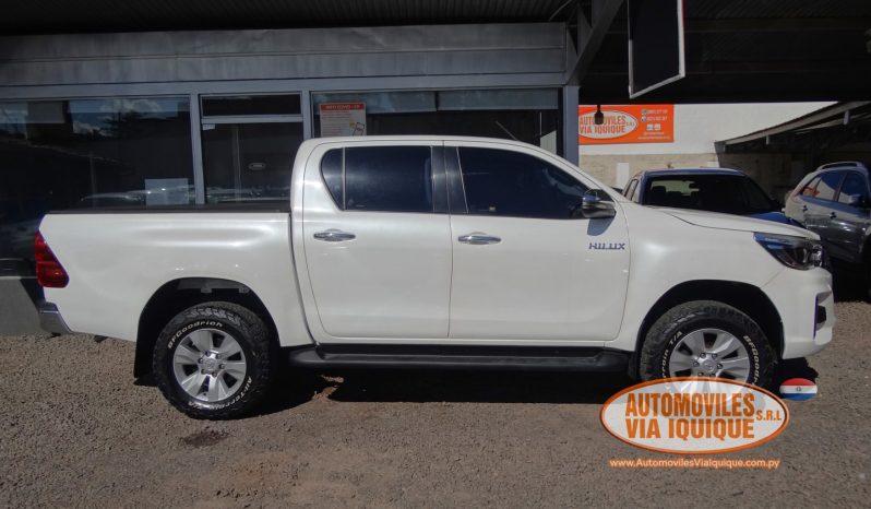 
								TOYOTA HILUX SRV AÑO 2019 full									