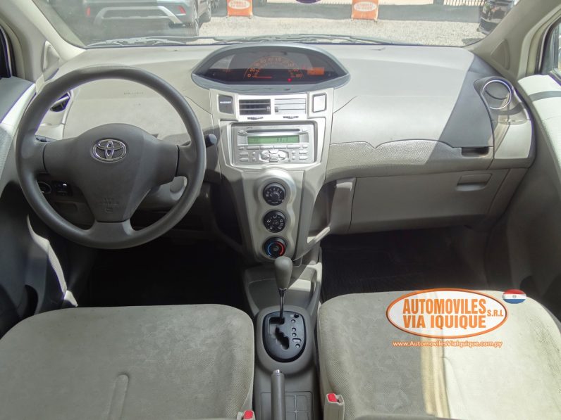 
								TOYOTA NEW VITZ AÑO 2008 full									