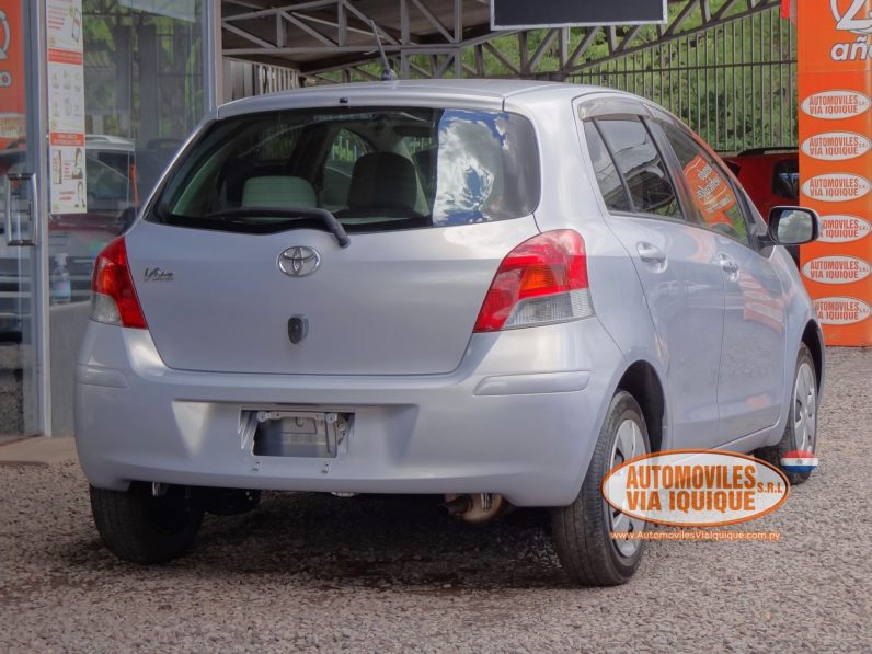 
								TOYOTA NEW VITZ AÑO 2008 full									