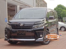 TOYOTA NEW VOXY AÑO 2014