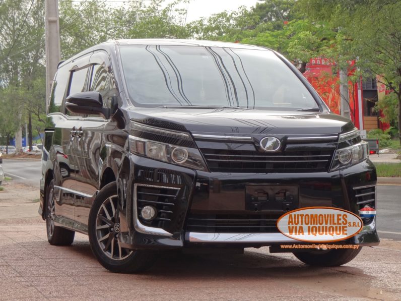 
								TOYOTA NEW VOXY AÑO 2014 full									