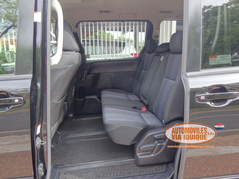 
								TOYOTA NEW VOXY AÑO 2014 full									