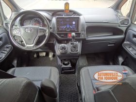 TOYOTA NEW VOXY AÑO 2014