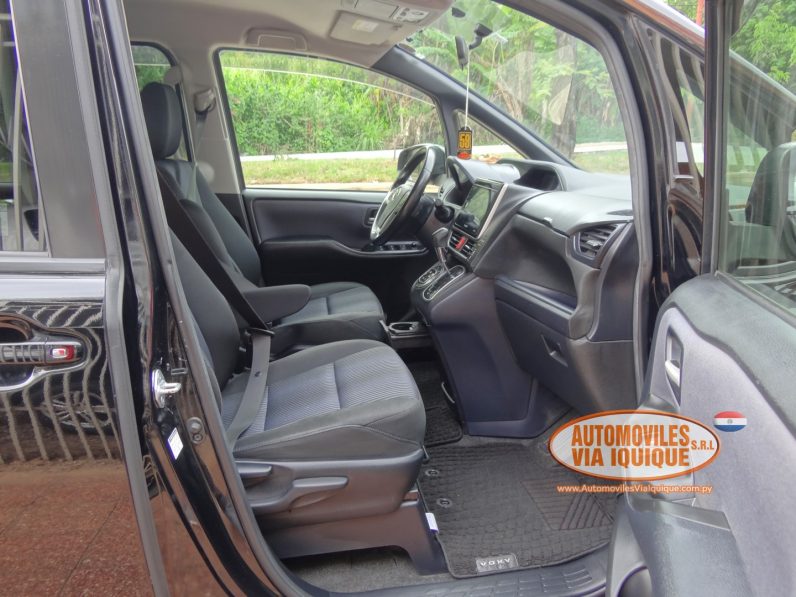 
								TOYOTA NEW VOXY AÑO 2014 full									