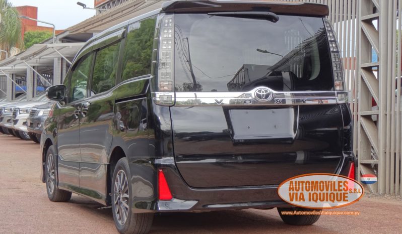 
								TOYOTA NEW VOXY AÑO 2014 full									