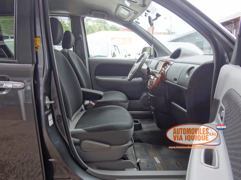 
								TOYOTA SIENTA AÑO 2009 full									