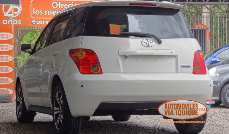 
								TOYOTA IST AÑO 2004 full									