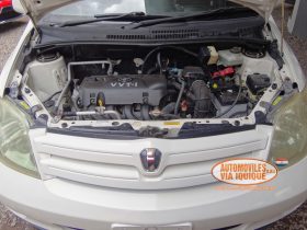 TOYOTA IST AÑO 2004