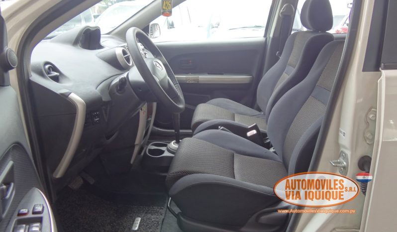 
								TOYOTA IST AÑO 2004 full									