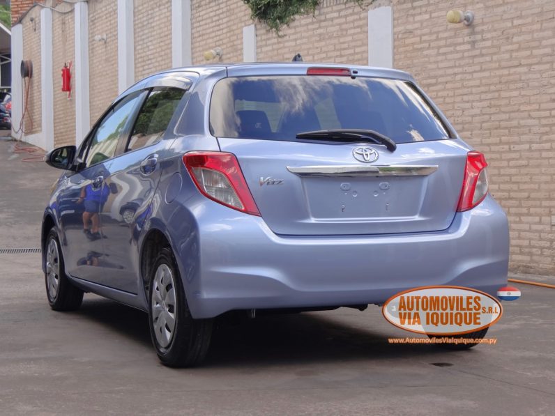 
								TOYOTA NEW VITZ AÑO 2012 full									