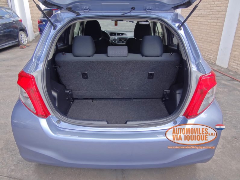 
								TOYOTA NEW VITZ AÑO 2012 full									