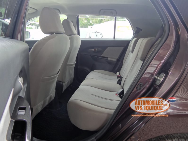 
								TOYOTA NEW IST AÑO 2008 full									