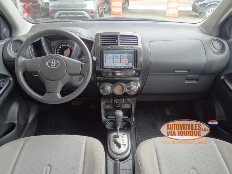 
								TOYOTA NEW IST AÑO 2008 full									